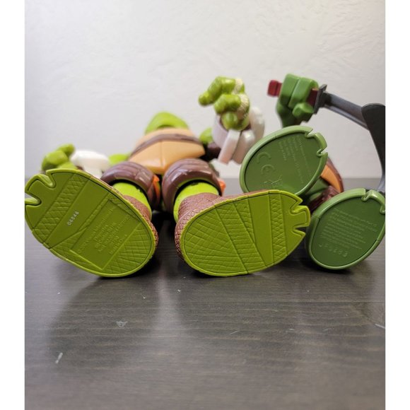 Teenage Mutant Ninja Turtles Michelangelo and Leo - Picture 4 of 9